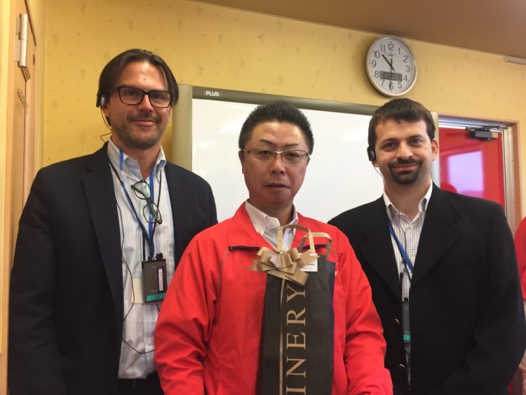 We both with Hamano corporation´s president in Japan.